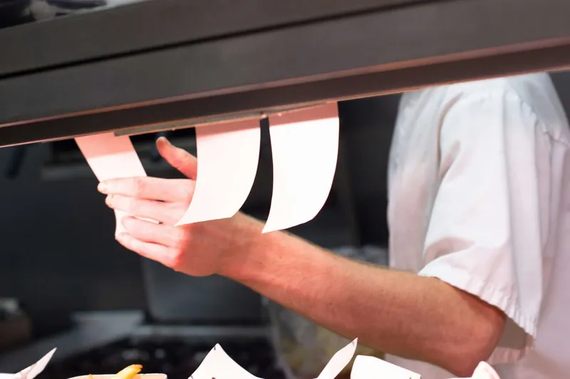 How to prevent Deliveroo refunds: 5 fixes for busy restaurants